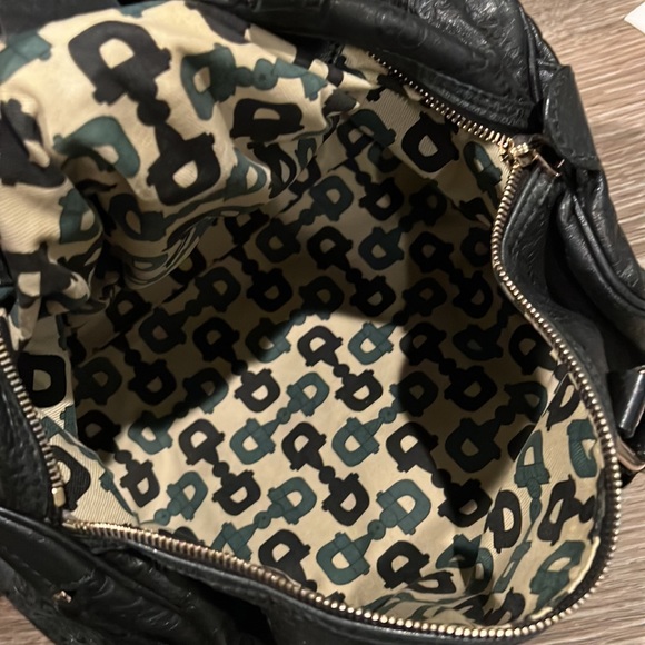 Gucci tote - Picture 13 of 16